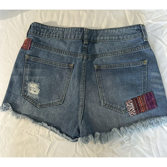 Bullhead DenIm Co. High Rise Short Shorts Sz 5 Blue Jean Mom Patchwork Cut Offs - Picture 2 of 5